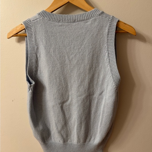 Light blue crop vest brand new no tags - Picture 3 of 3